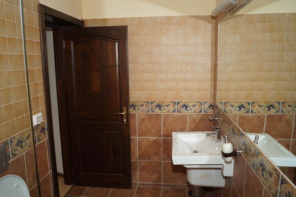 Pensiunea Casa Mircea & Restaurant Ieşelniţa Rom bilde